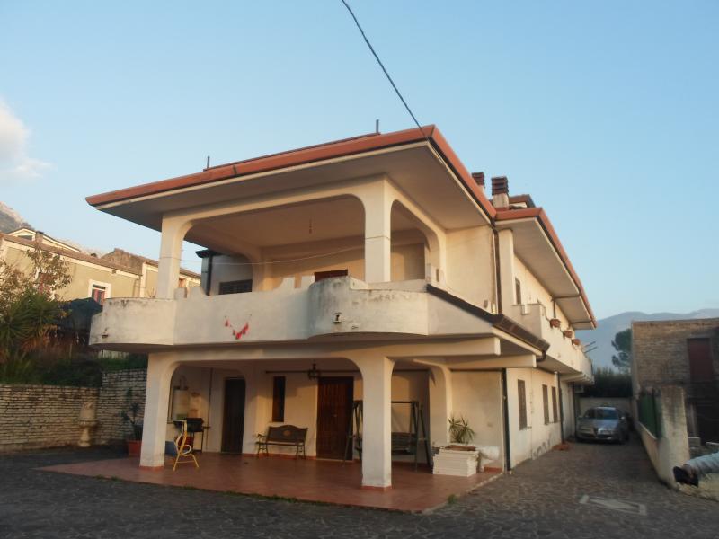 vendita villa San Pietro Infine 10 320 M� 171.000 &euro;