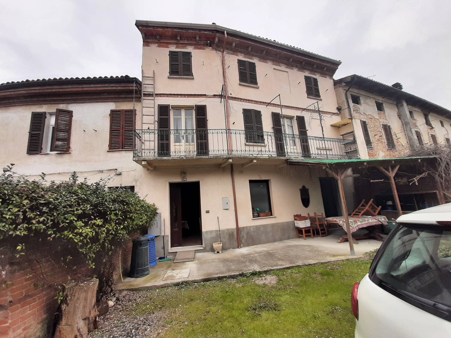 Casa indipendente di 150 mq a Castelspina