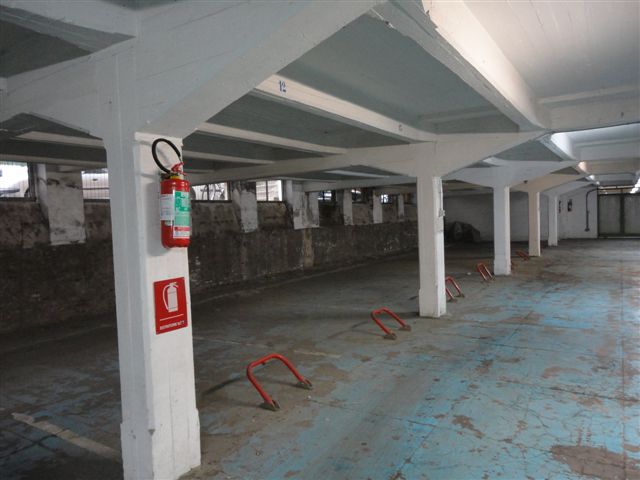 Box in affitto - 15 mq