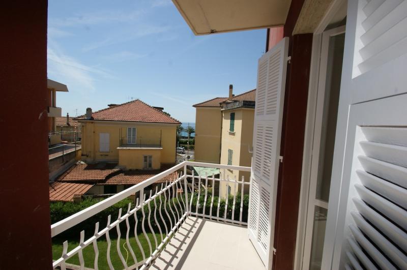 Appartamento Trilocale vendita  Borgio Verezzi
