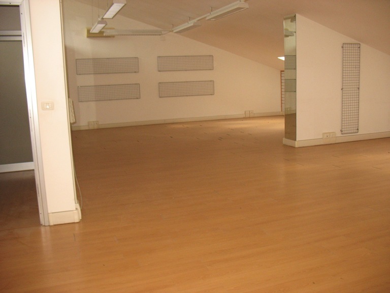affitto Ufficio Spoltore 0 200 M� 800 &euro;