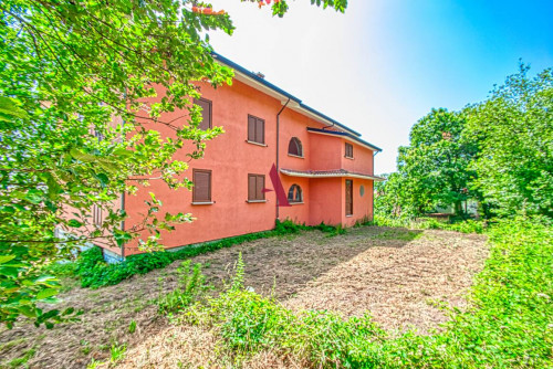 Villa in vendita a Ospedaletto D'alpinolo (AV)