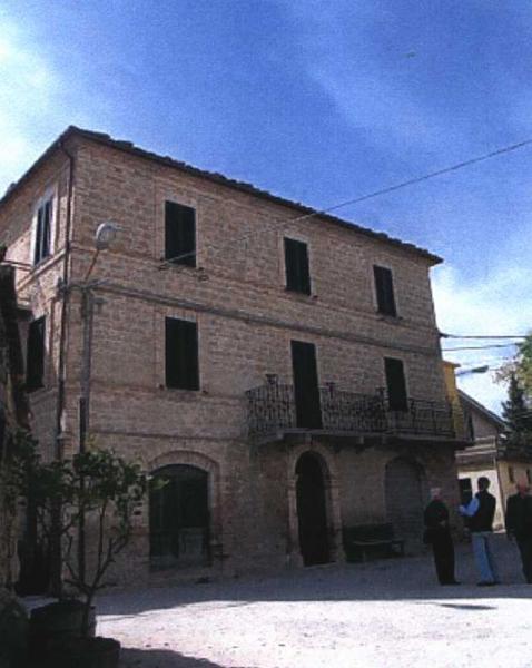 Villa Unifamiliare - Indipendente MONTEFORTINO vendita    DORIANO RUBICINI