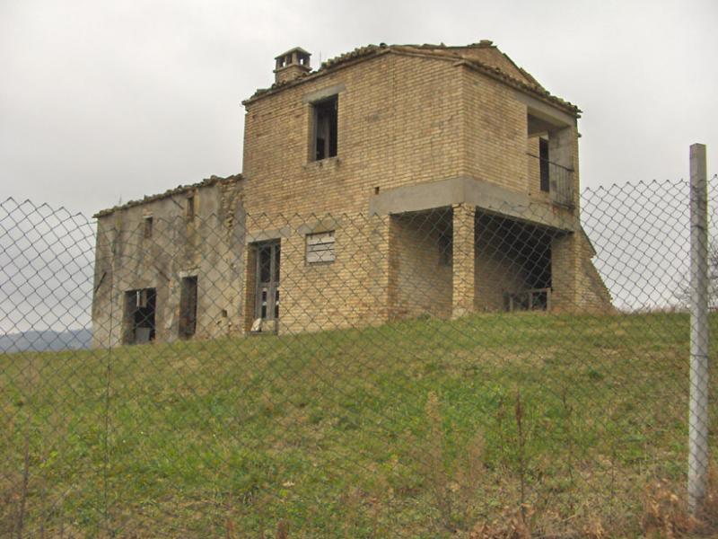 Rustico - Cascina MONTEDINOVE vendita    DORIANO RUBICINI