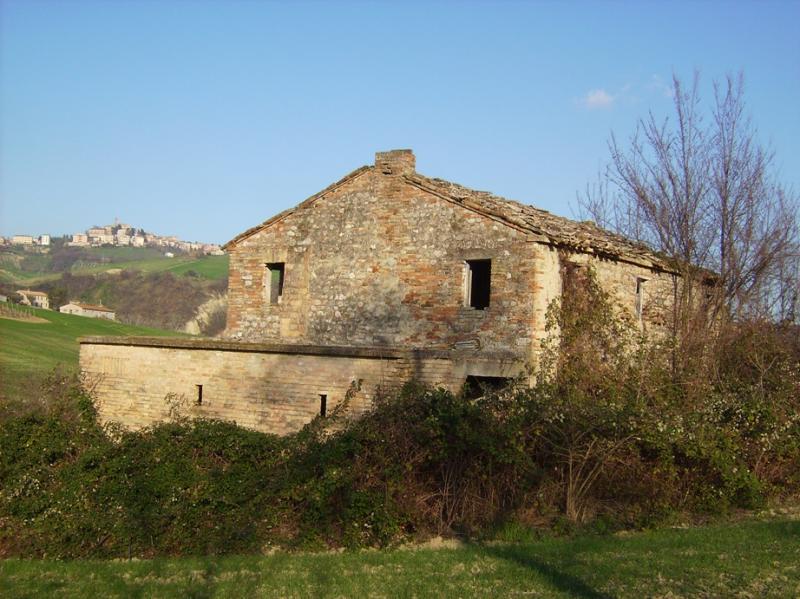 Rustico - Cascina CARASSAI vendita    DORIANO RUBICINI