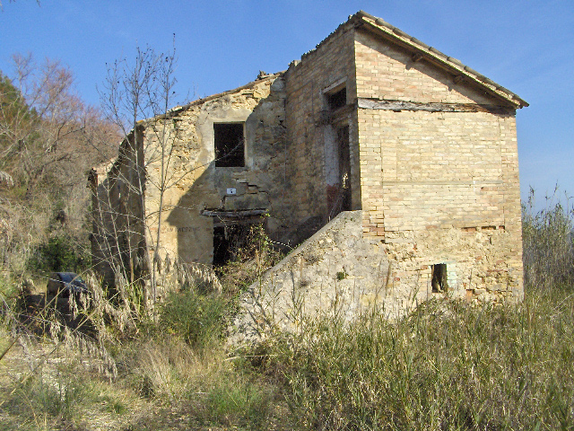 Rustico - Cascina RIPATRANSONE vendita    DORIANO RUBICINI