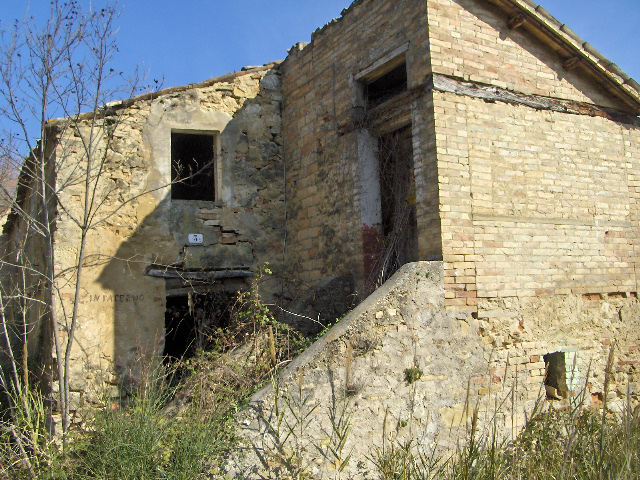 Rustico - Cascina RIPATRANSONE vendita    DORIANO RUBICINI