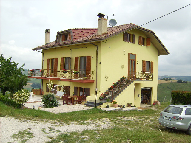  montalto delle marche vendita quart:  doriano rubicini