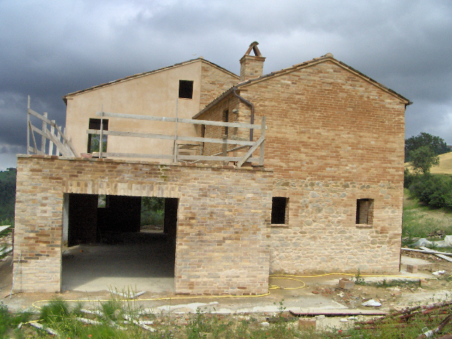 Rustico - Cascina MONTEDINOVE vendita    DORIANO RUBICINI