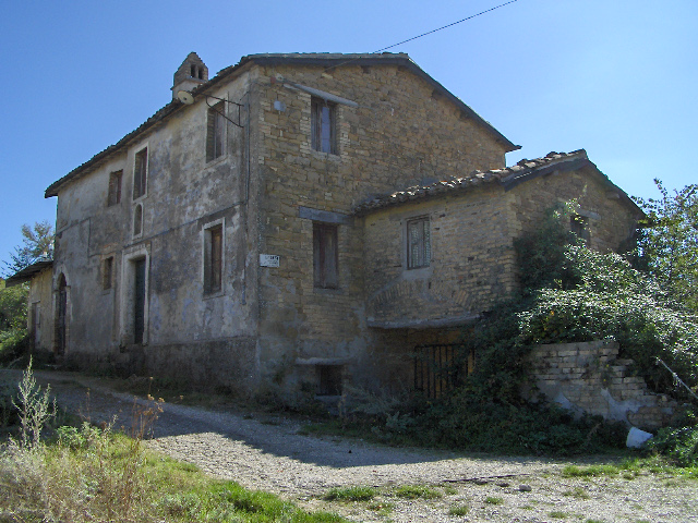 Villa Unifamiliare - Indipendente VENAROTTA vendita    DORIANO RUBICINI