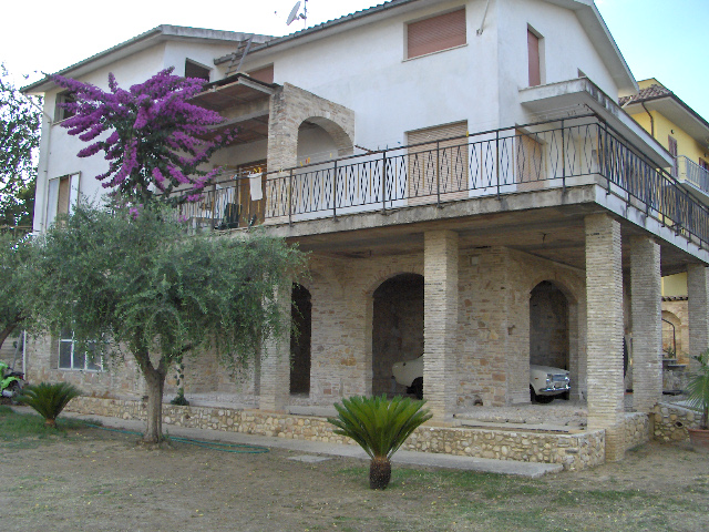 Villa Unifamiliare - Indipendente GROTTAMMARE vendita    DORIANO RUBICINI