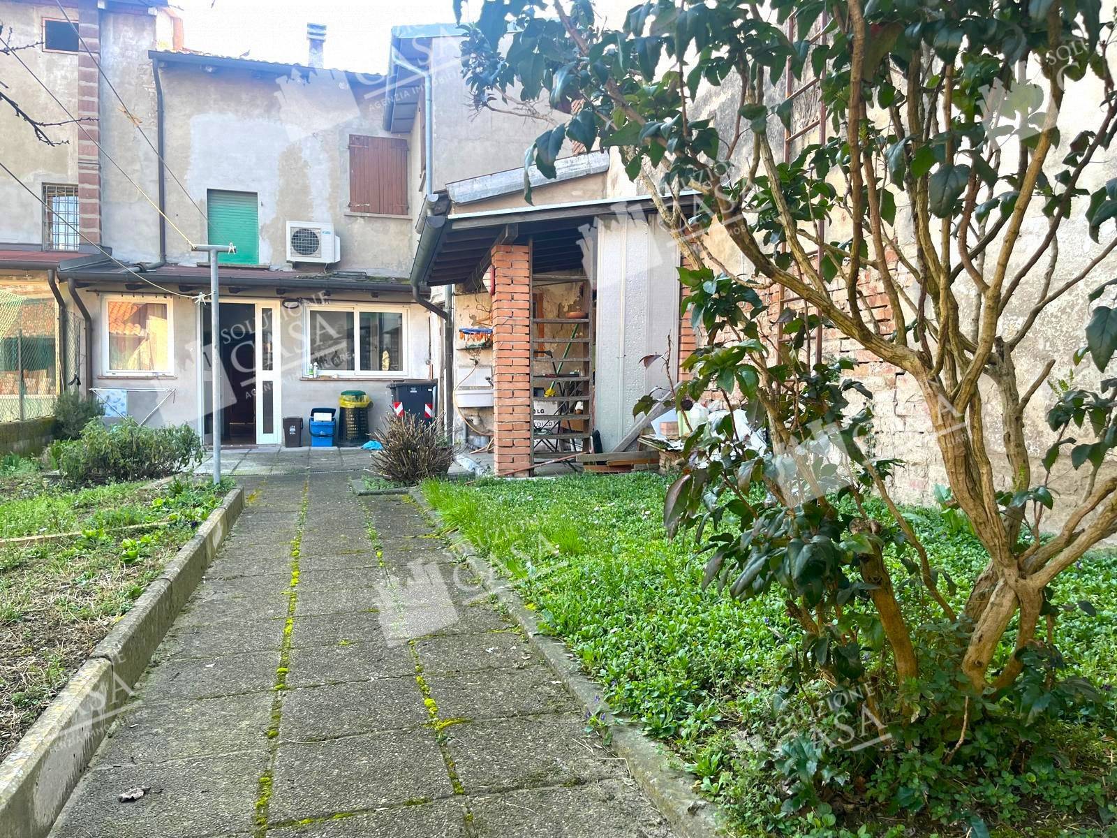 Palazzo in vendita a Pieve Di Cento (BO)