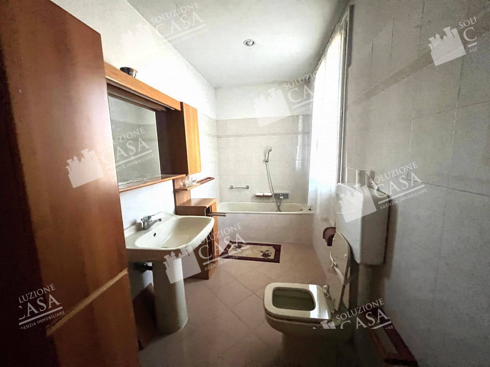 Palazzo in vendita a Pieve Di Cento (BO)