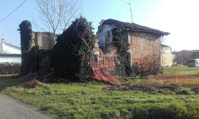 RUSTICO/CASALE a Cento