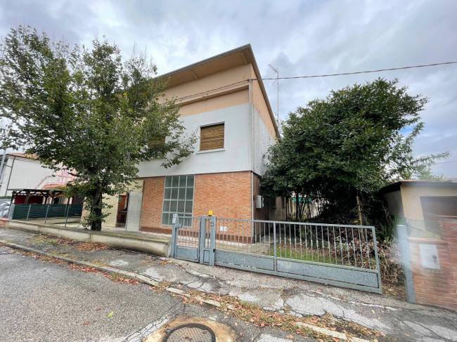 Casa indipendente in vendita a Vigarano Mainarda (FE)