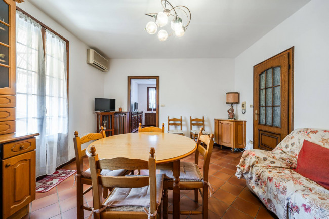 CASA INDIPENDENTE a San Pietro in Casale