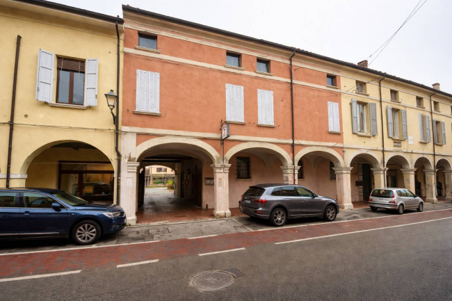 Locale commerciale a Pieve di Cento