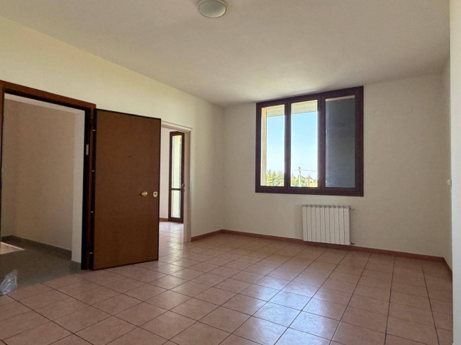 QUADRILOCALE a Cento