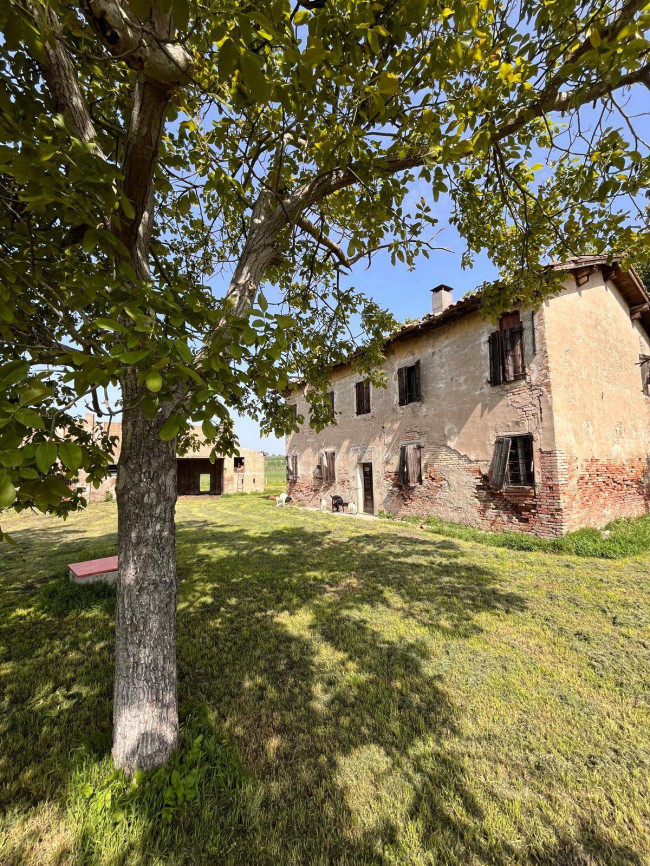 RUSTICO/CASALE a Pieve di Cento