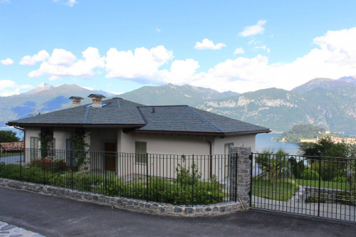Villa for Sale in Tremezzina
