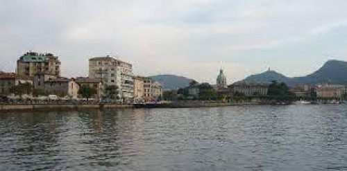 Apartment in period house for Sale in Como