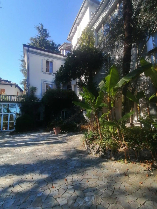 Villa in Vendita a Dizzasco