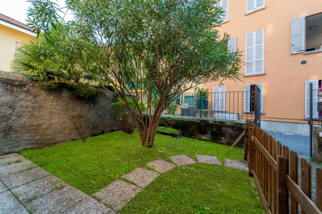 Two-room flat for Sale in Erba