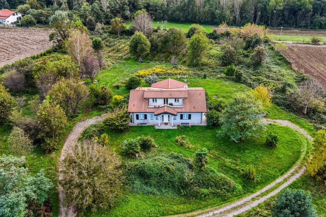 Villa in vendita a Solbiate Con Cagno (CO)