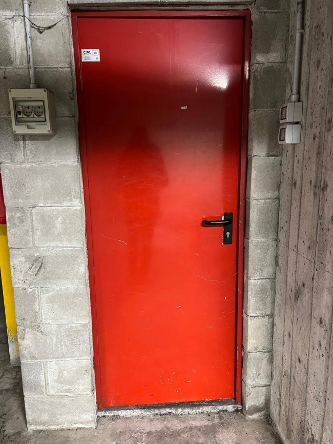 Cellar for Sale in Como