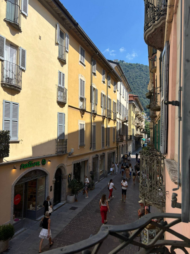 Ufficio in Locazione a Como