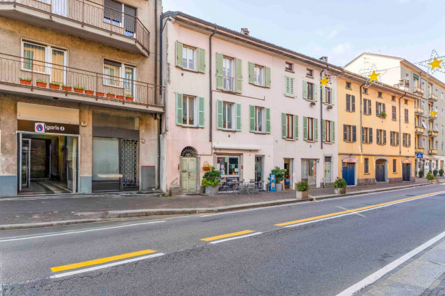 Apartment for Lease in Como