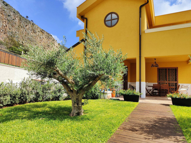 Villa Singola in vendita a Palermo