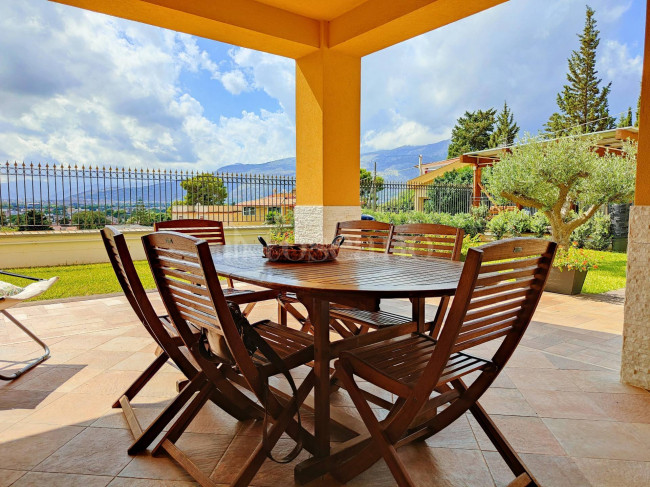 Villa Singola in vendita a Palermo