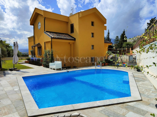 Villa Singola in vendita a Palermo