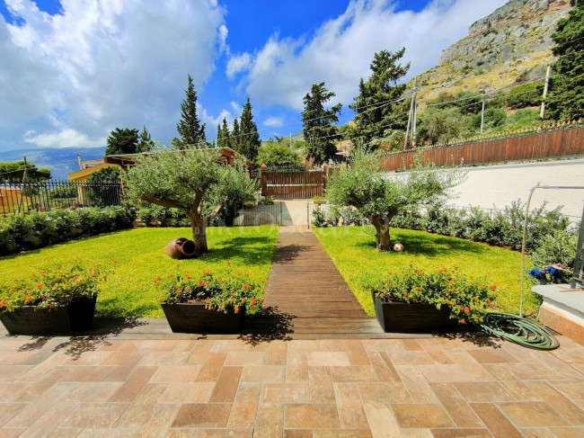 Villa Singola in vendita a Palermo