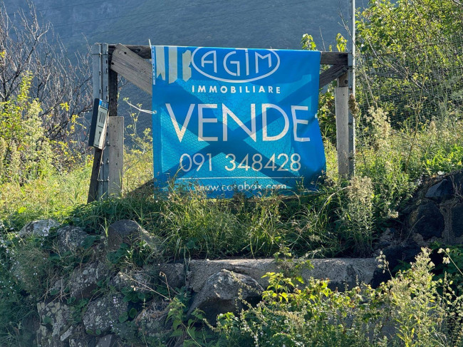 Terreno agricolo in vendita a Malfa (ME)