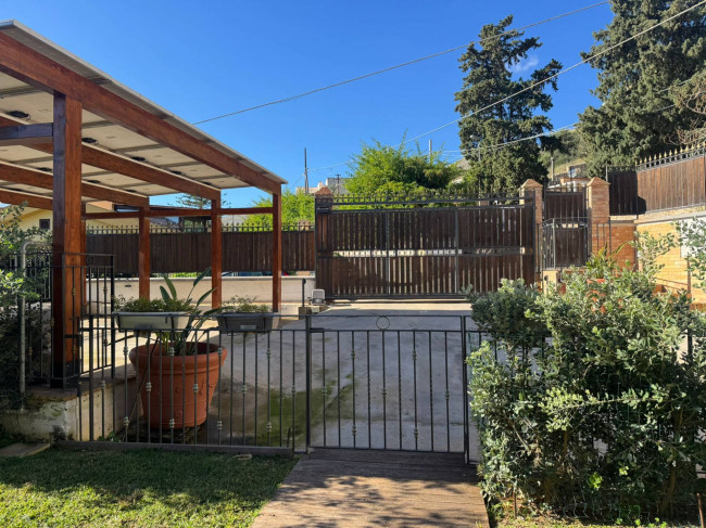 Villa Singola in vendita a Palermo