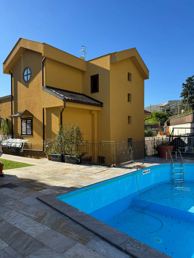 Villa Singola in vendita a Palermo