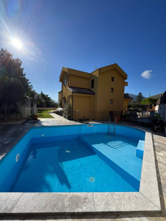 Villa Singola in vendita a Palermo