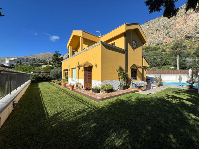 Villa Singola in vendita a Palermo