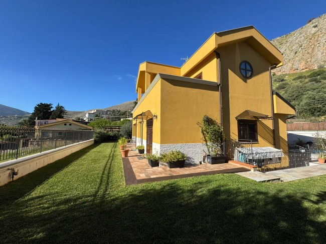 Villa Singola in vendita a Palermo