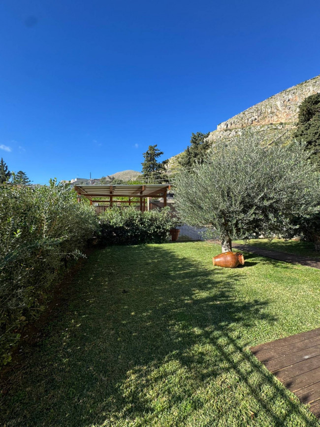 Villa Singola in vendita a Palermo