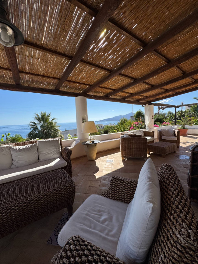Villa Singola in vendita a Santa Marina Salina
