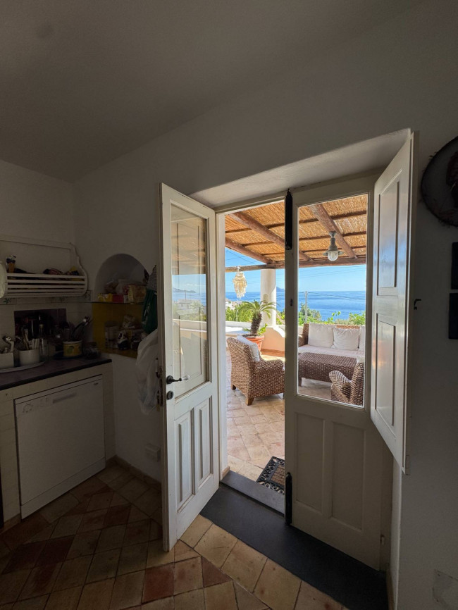 Villa Singola in vendita a Santa Marina Salina