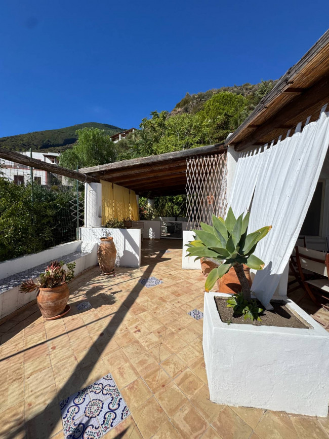 Villa Singola in vendita a Santa Marina Salina