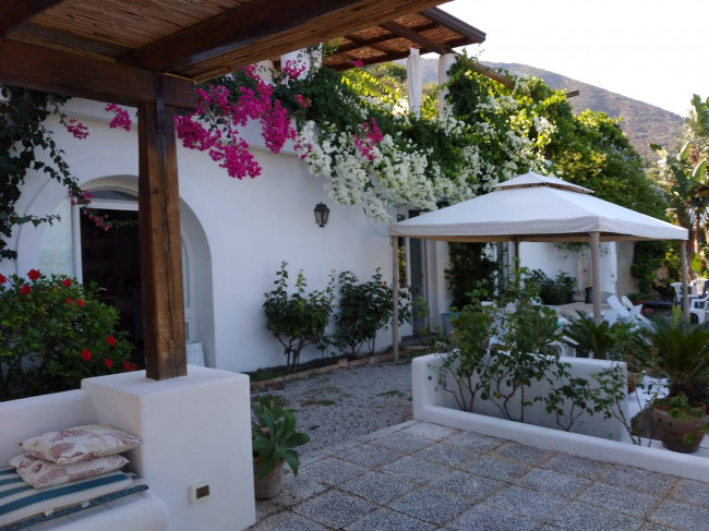 Villa Singola in vendita a Santa Marina Salina
