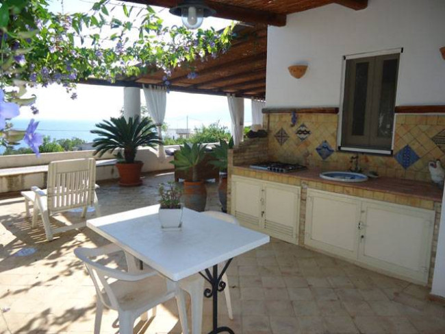 Villa Singola in vendita a Santa Marina Salina