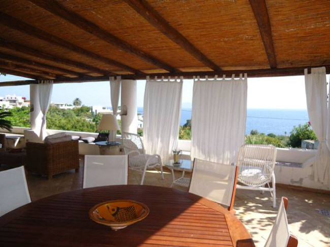 Villa Singola in vendita a Santa Marina Salina
