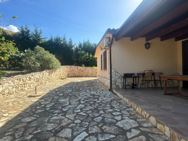 Villa Singola in affitto stagionale a Castellammare del Golfo