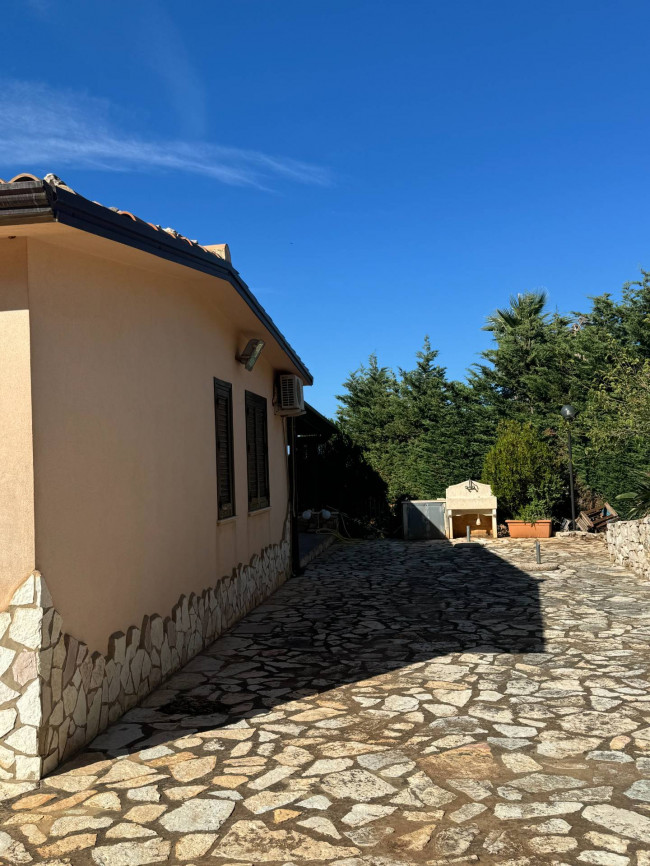 Villa Singola in affitto stagionale a Castellammare del Golfo